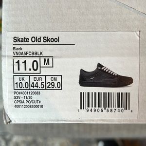 Vans Skate Old Skool / Black and White (w/extra laces)